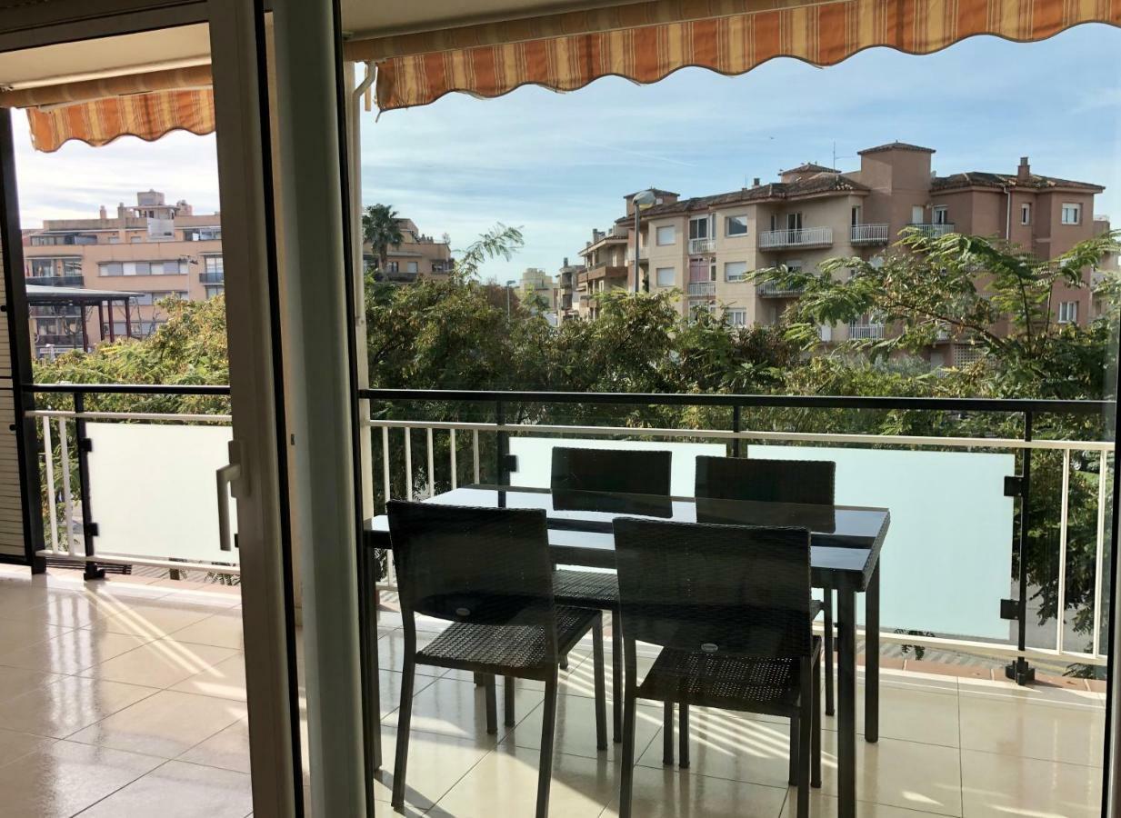 Apartamentos Benet Rosas Exteriör bild